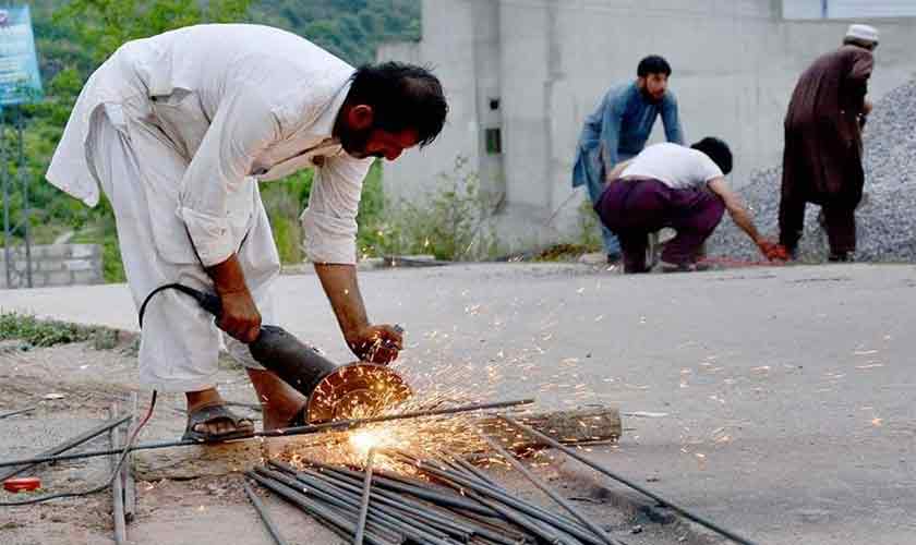 Read more about the article Measuring Decent Work